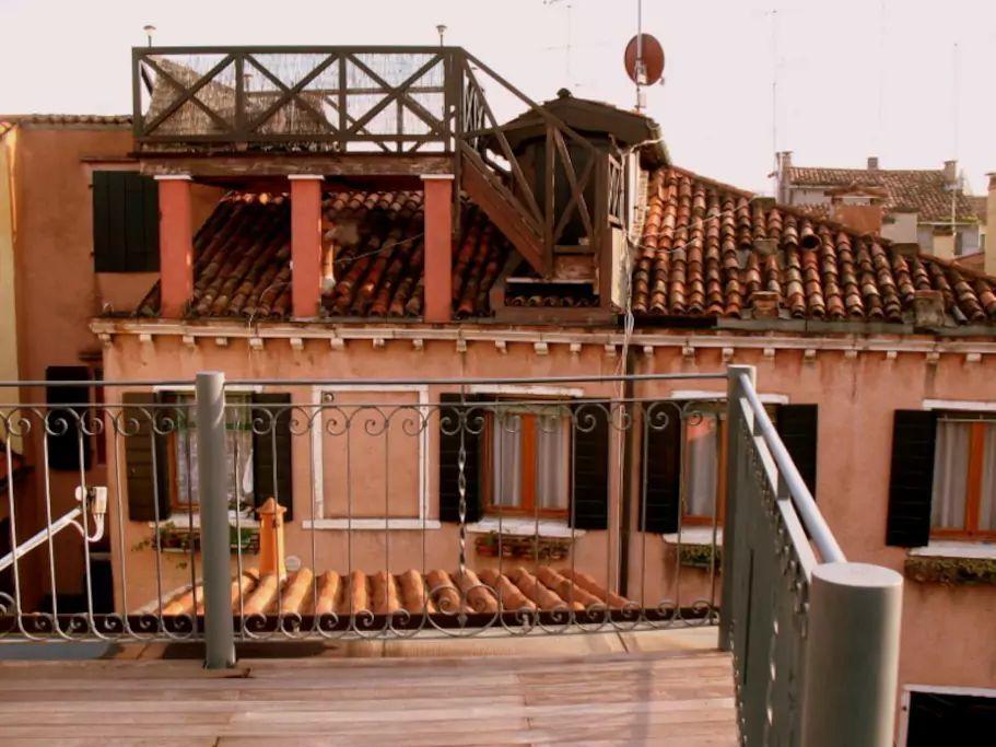 Modern Apartment Venice With Terrace Luaran gambar