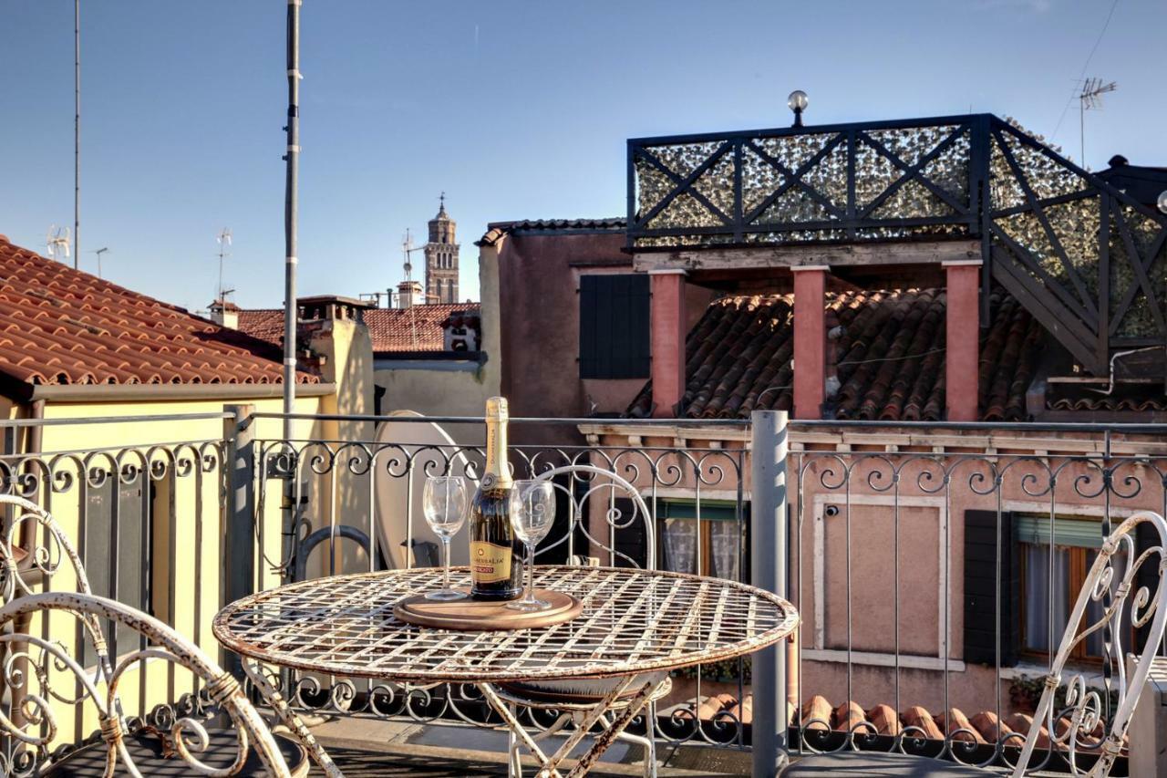 Modern Apartment Venice With Terrace Luaran gambar