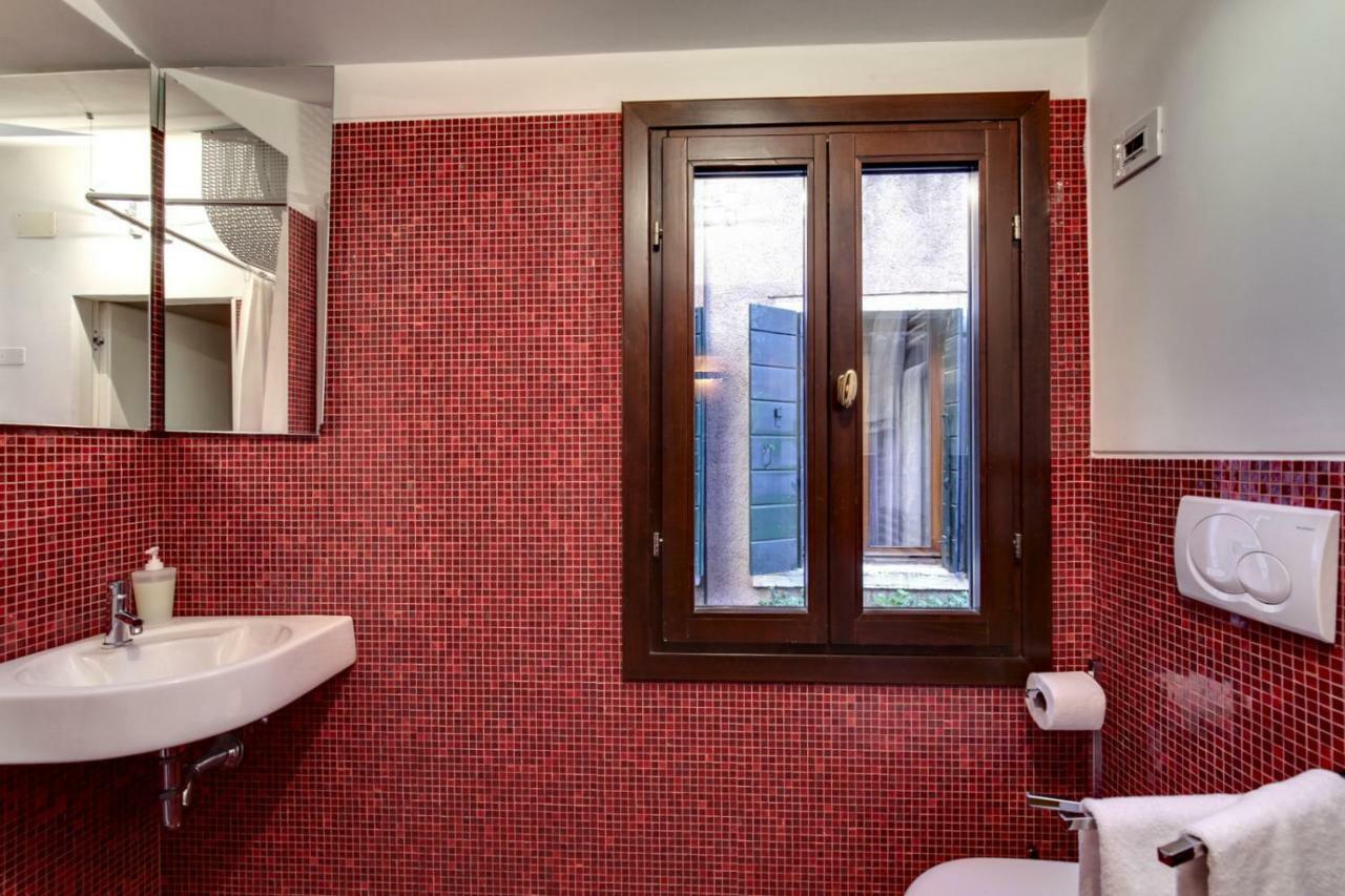 Modern Apartment Venice With Terrace Luaran gambar