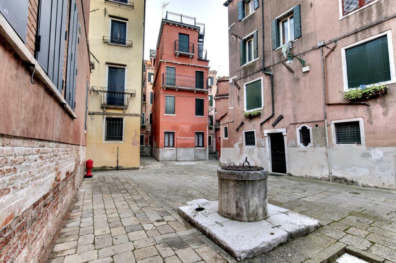 Modern Apartment Venice With Terrace Luaran gambar